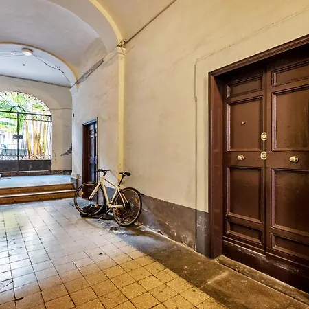 Appartamento Colosseo 62 *